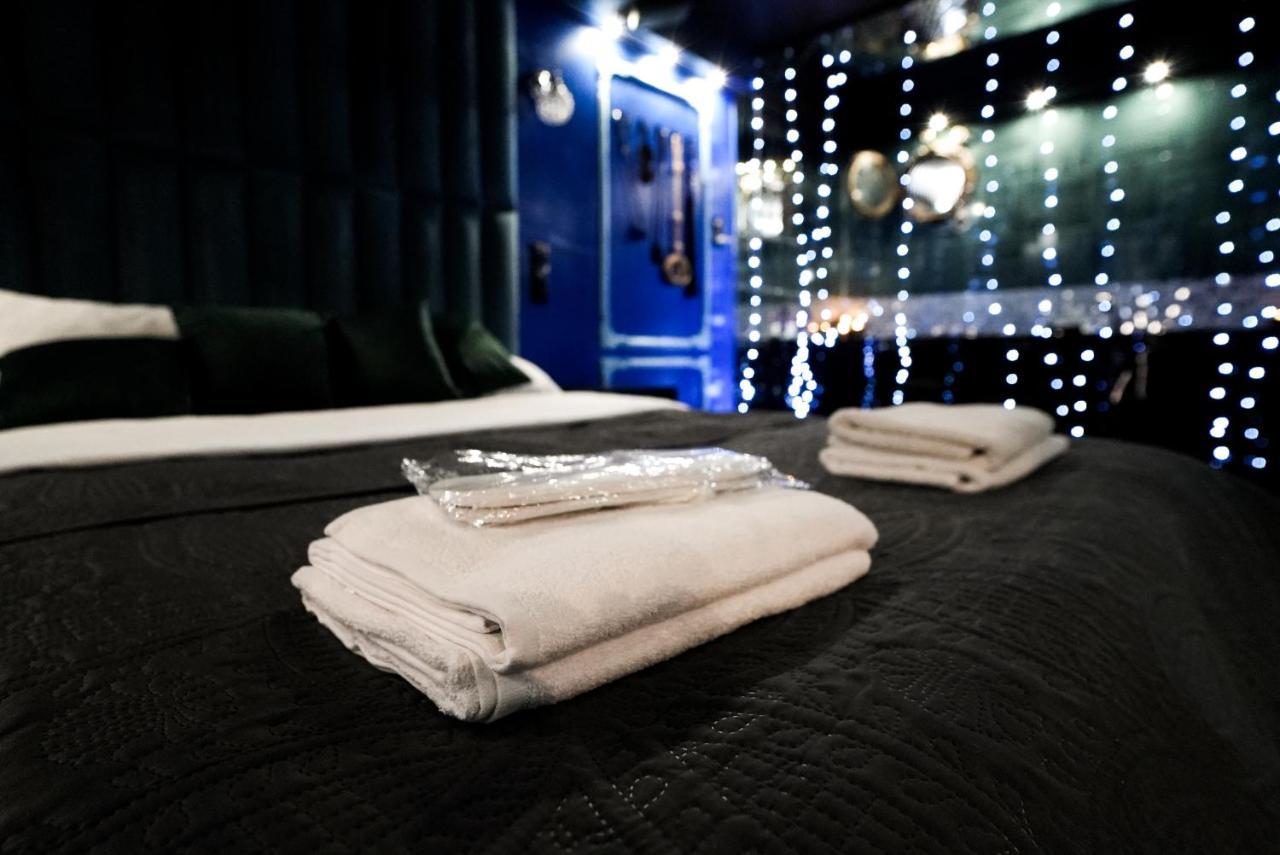Grey Aqua Secret Apartament Гданьск Экстерьер фото